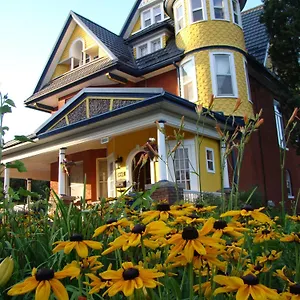 *** Bed & Breakfast A Moment In Time Canada